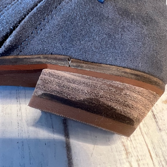 Soft walk Rocklin Comfy low cut boot Sz. 6M Gray. - Picture 6 of 9